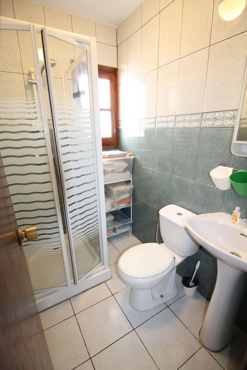 2 makuuhuone Huoneisto myytävänä paikassa La Cala de Mijas mukana uima-altaan - 275 000 € (Ref: 9972101)