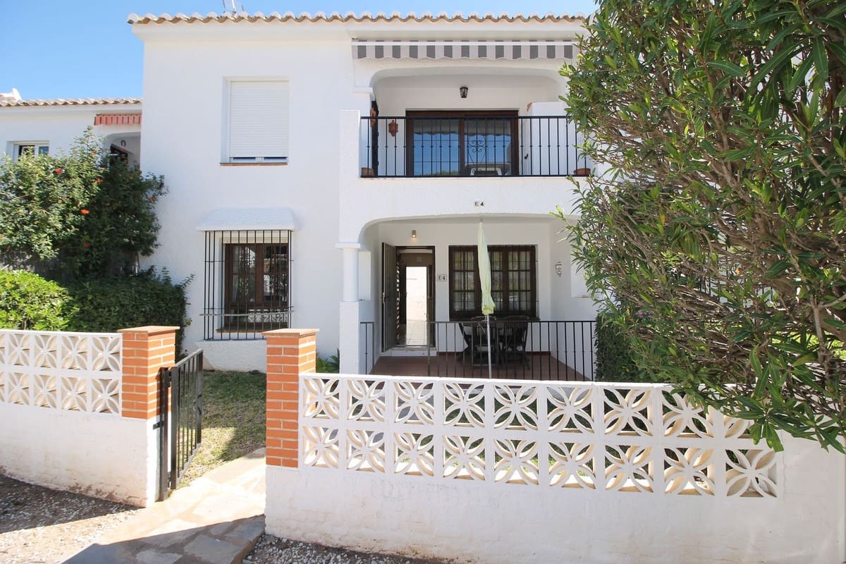 2 makuuhuone Huoneisto myytävänä paikassa La Cala de Mijas mukana uima-altaan - 275 000 € (Ref: 9972101)