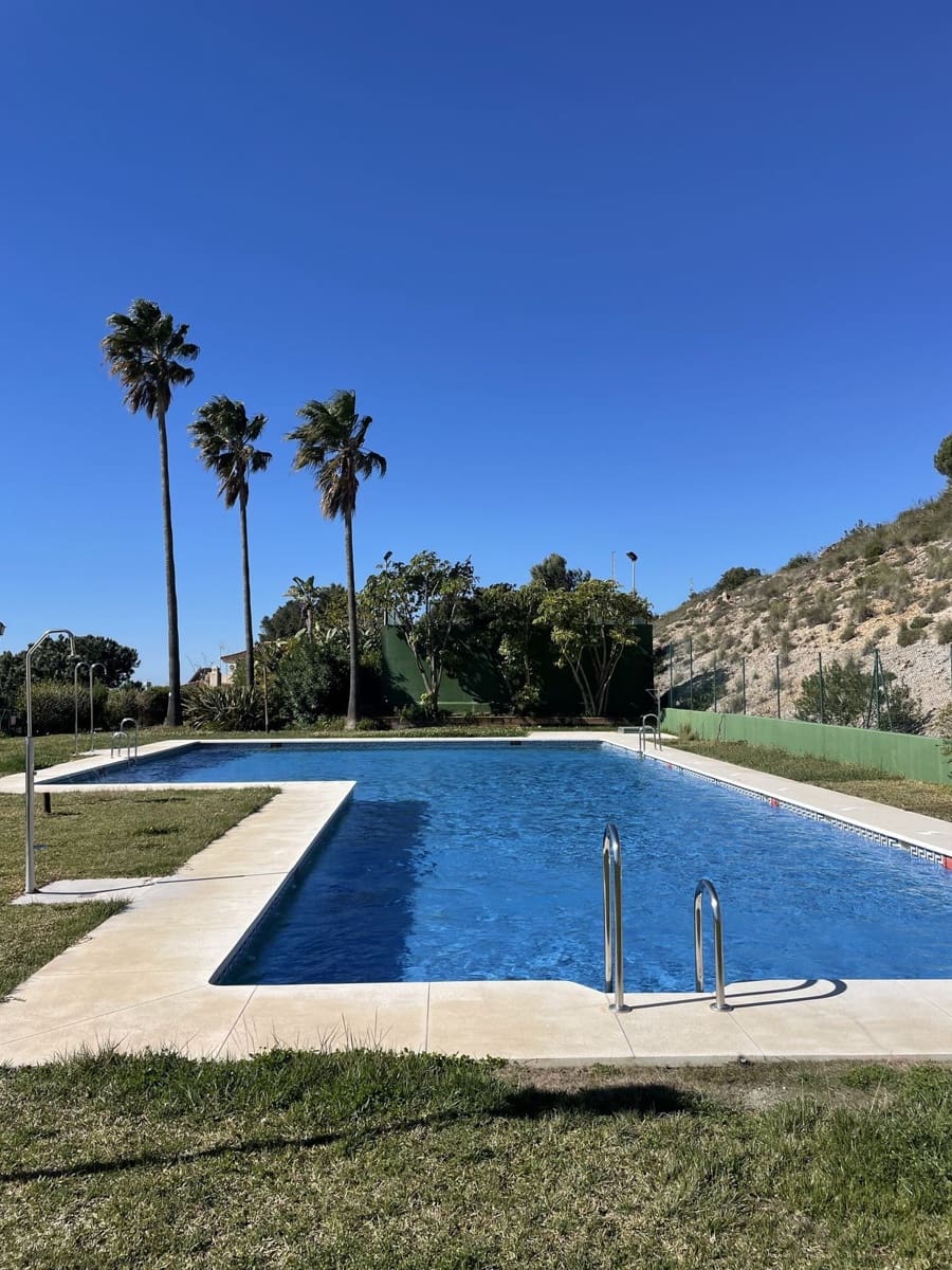 1 bedroom Apartment for sale in Benalmadena with pool - € 270,000 (Ref: 9972102)