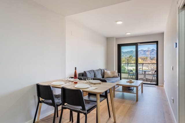 Apartamento de 3 habitaciones en Las Lagunas de Mijas, Mijas en venta con piscina - 349.000 € (Ref: 9972103)