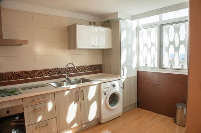 4 soveværelse Lejlighed til salg i San Pedro de Alcantara, Marbella - € 388.000 (Ref: 9972106)