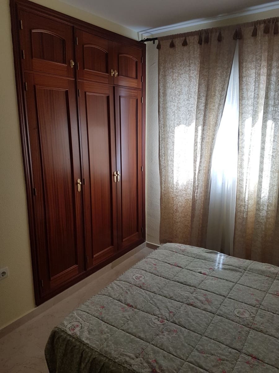 Apartamento de 2 habitaciones en Fuengirola en venta con piscina - 410.000 € (Ref: 9972109)