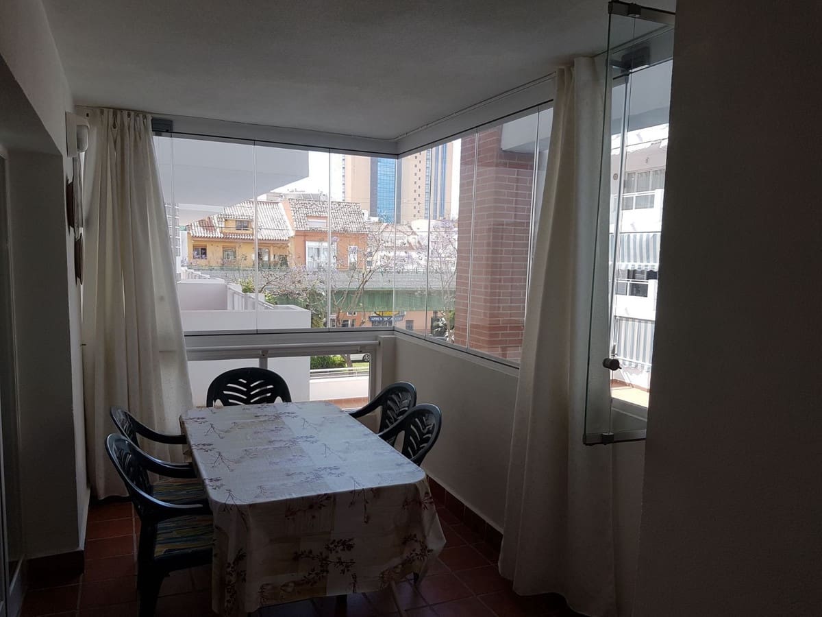 Apartamento de 2 habitaciones en Fuengirola en venta con piscina - 410.000 € (Ref: 9972109)