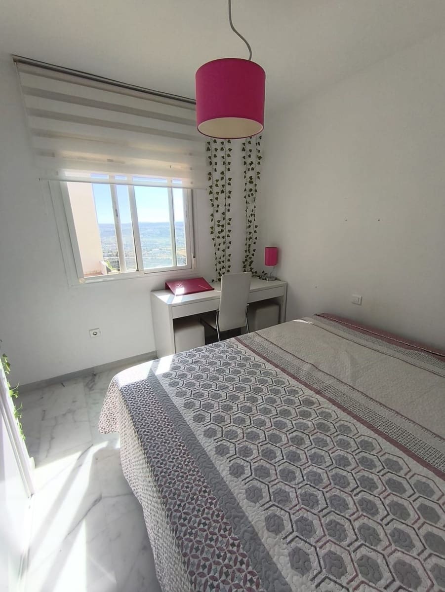 3 soverom Leilighet til salgs i Casares med svømmebasseng garasje - € 279 000 (Ref: 9972112)