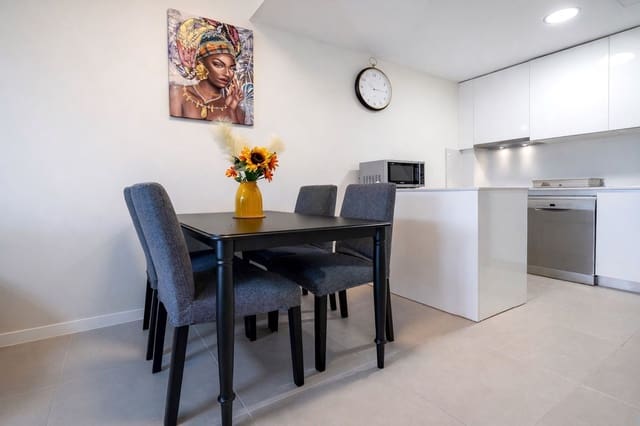 2 sovrum Lägenhet till salu i Estepona med pool - 395 000 € (Ref: 9972113)