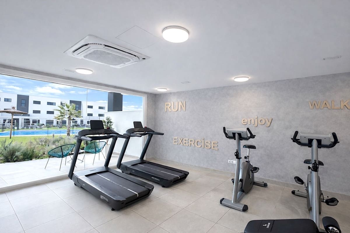 2 sovrum Lägenhet till salu i Estepona med pool - 395 000 € (Ref: 9972113)