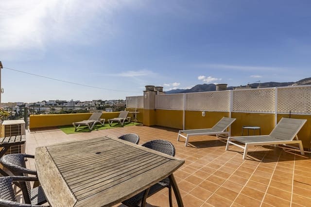 2 soverom Leilighet til salgs i Torremolinos med svømmebasseng - € 395 000 (Ref: 9972114)