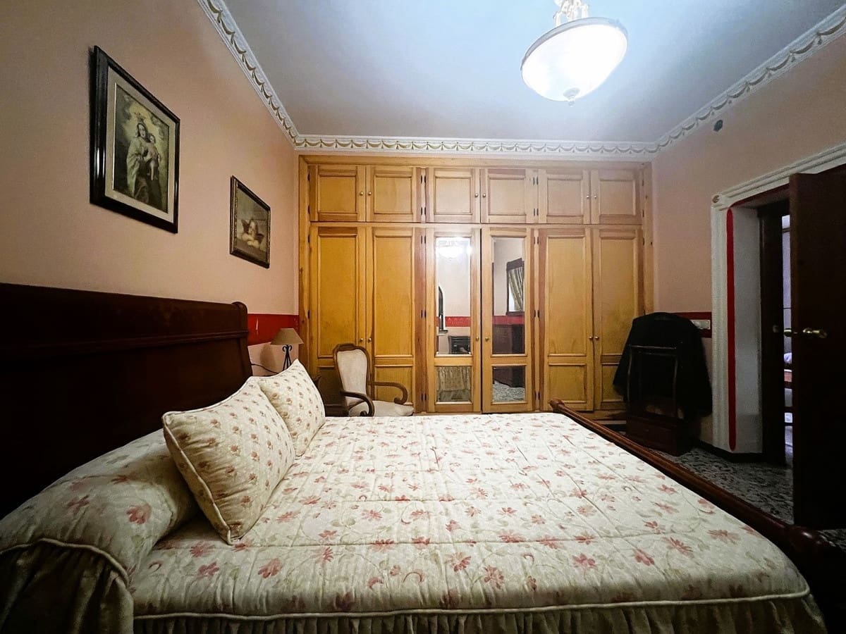 3 bedroom Townhouse for sale in Fuengirola - € 400,000 (Ref: 9972115)