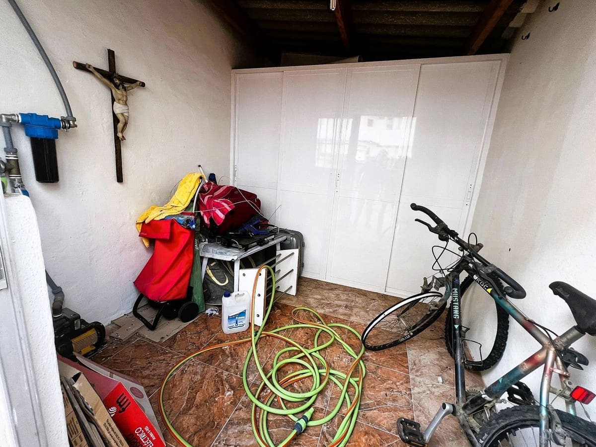 3 bedroom Townhouse for sale in Fuengirola - € 400,000 (Ref: 9972115)