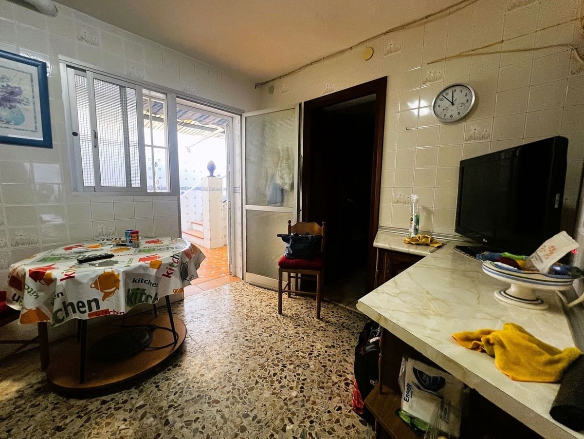3 bedroom Townhouse for sale in Fuengirola - € 400,000 (Ref: 9972115)