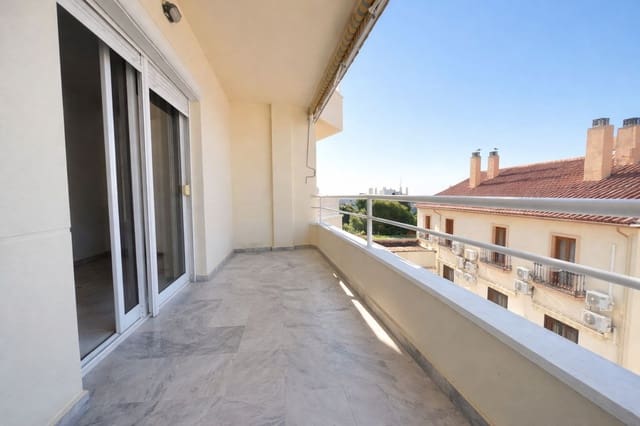 3 soverom Leilighet til salgs i Torremolinos med svømmebasseng garasje - € 405 000 (Ref: 9972116)