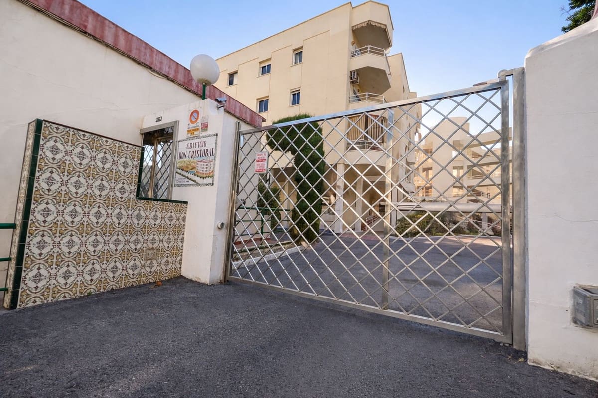 3 soverom Leilighet til salgs i Torremolinos med svømmebasseng garasje - € 405 000 (Ref: 9972116)