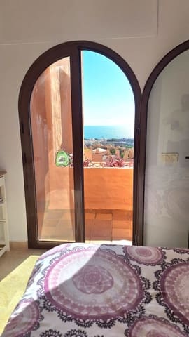 2 soverom Leilighet til salgs i La Duquesa / Puerto de la Duquesa, Manilva med svømmebasseng - € 320 000 (Ref: 9972117)