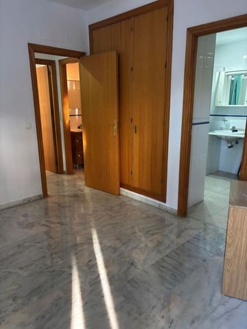 2 bedroom Apartment for sale in Huerta Nueva, Estepona with pool garage - € 381,000 (Ref: 9972125)