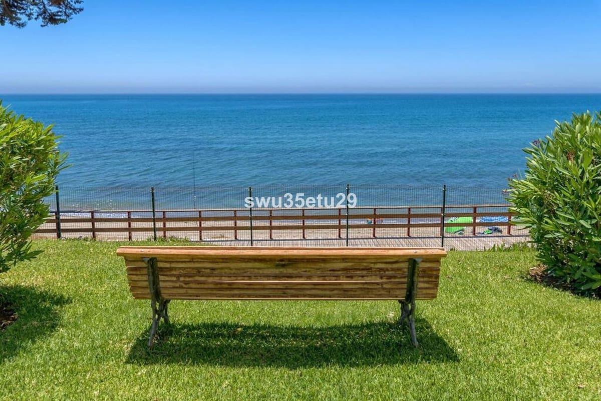 Estudio en Calahonda en venta con piscina - 270.000 € (Ref: 9972126)