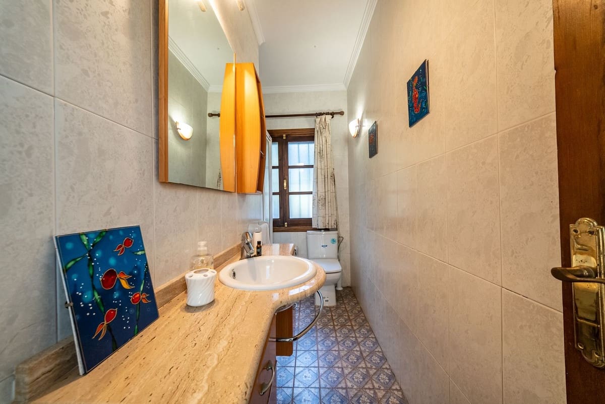 5 soverom Villa til salgs i Alhaurin de la Torre med svømmebasseng - € 1 390 000 (Ref: 9972128)