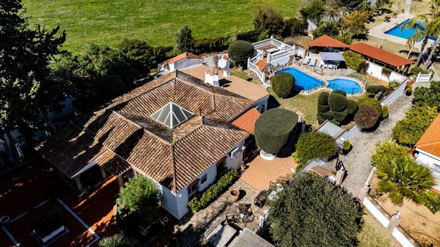 5 sypialnia Willa na sprzedaż w Alhaurín de la Torre z basenem - 1 390 000 € (Ref: 9972128)