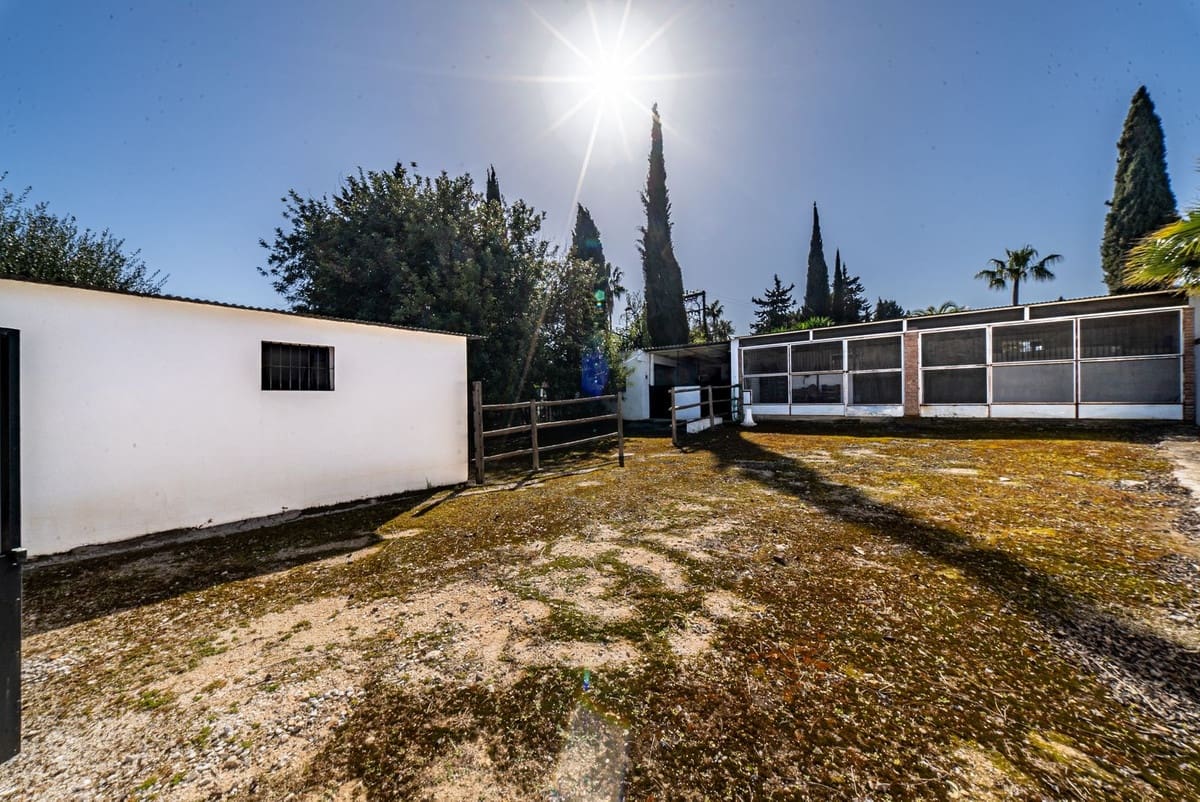 5 soverom Villa til salgs i Alhaurin de la Torre med svømmebasseng - € 1 390 000 (Ref: 9972128)