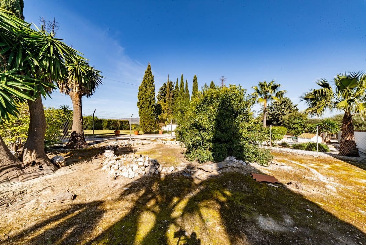 5 soverom Villa til salgs i Alhaurin de la Torre med svømmebasseng - € 1 390 000 (Ref: 9972128)