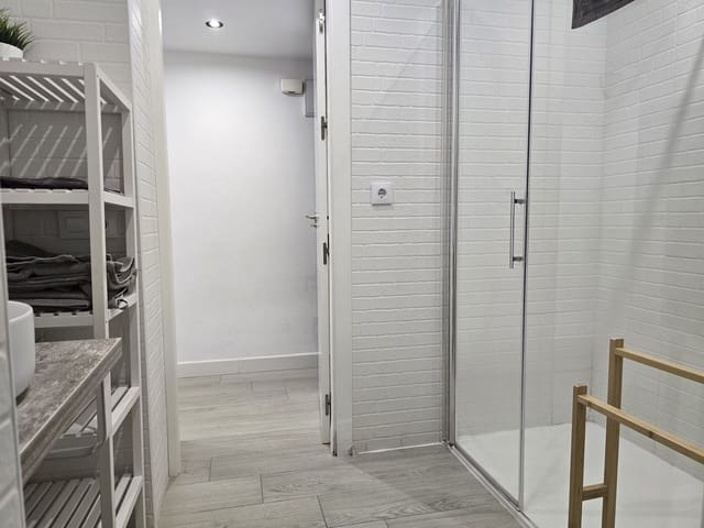 1 soveværelse Lejlighed til salg i Fuengirola - € 250.000 (Ref: 9972131)