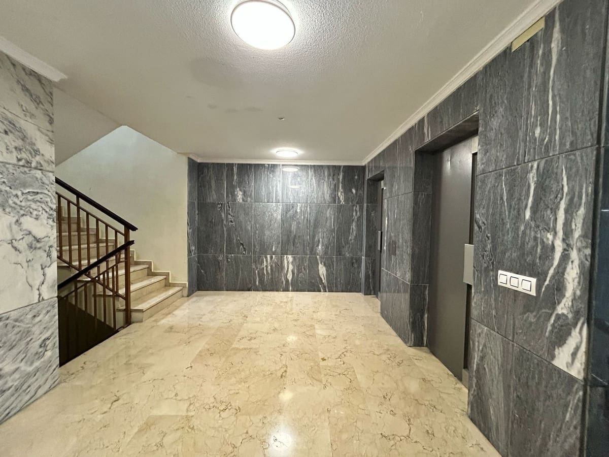 4 chambre Appartement à vendre à Torremolinos avec garage - 360 000 € (Ref: 9972132)
