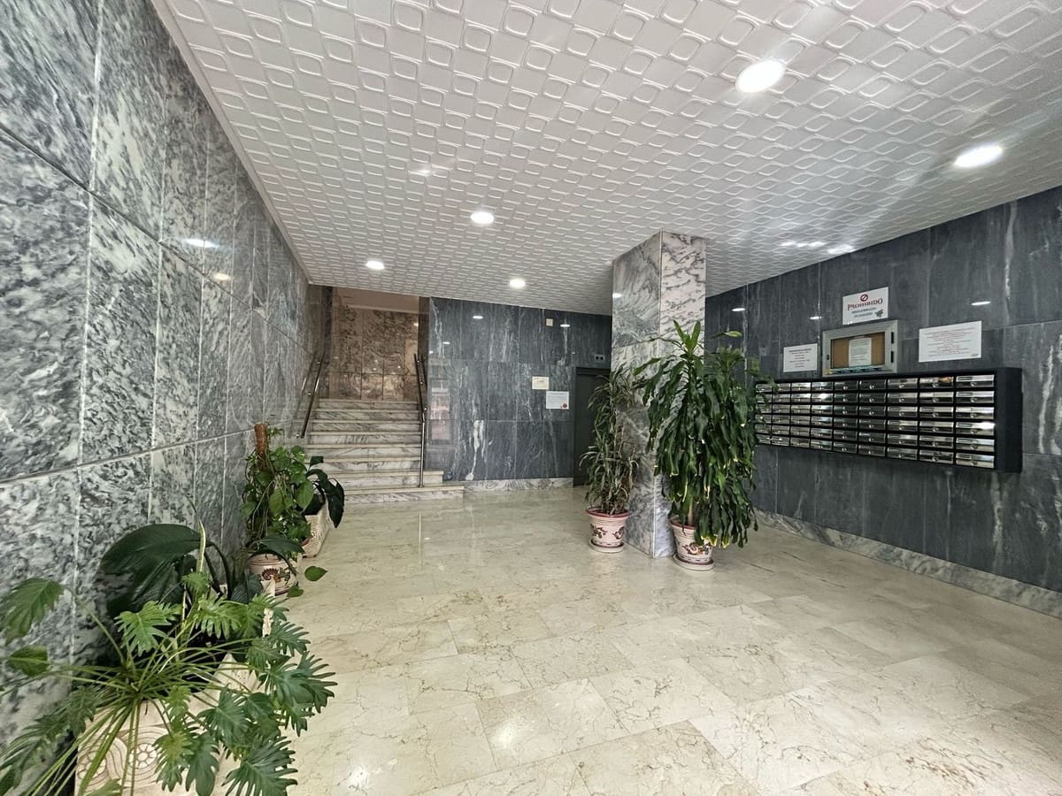 4 chambre Appartement à vendre à Torremolinos avec garage - 360 000 € (Ref: 9972132)
