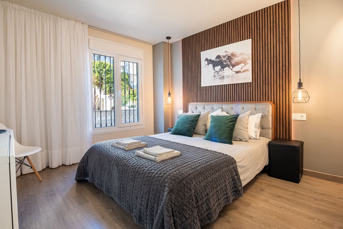 Apartamento de 2 habitaciones en Benalmádena en venta - 342.000 € (Ref: 9972138)