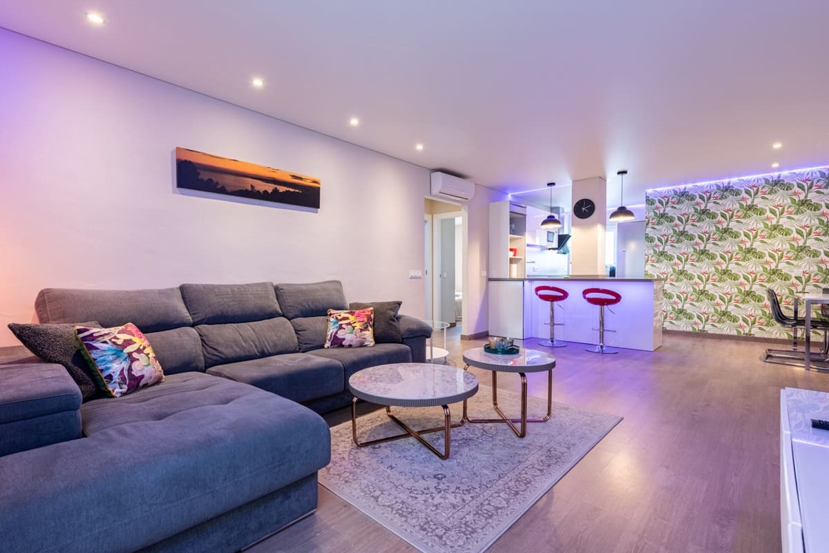Apartamento de 2 habitaciones en Benalmádena en venta - 342.000 € (Ref: 9972138)
