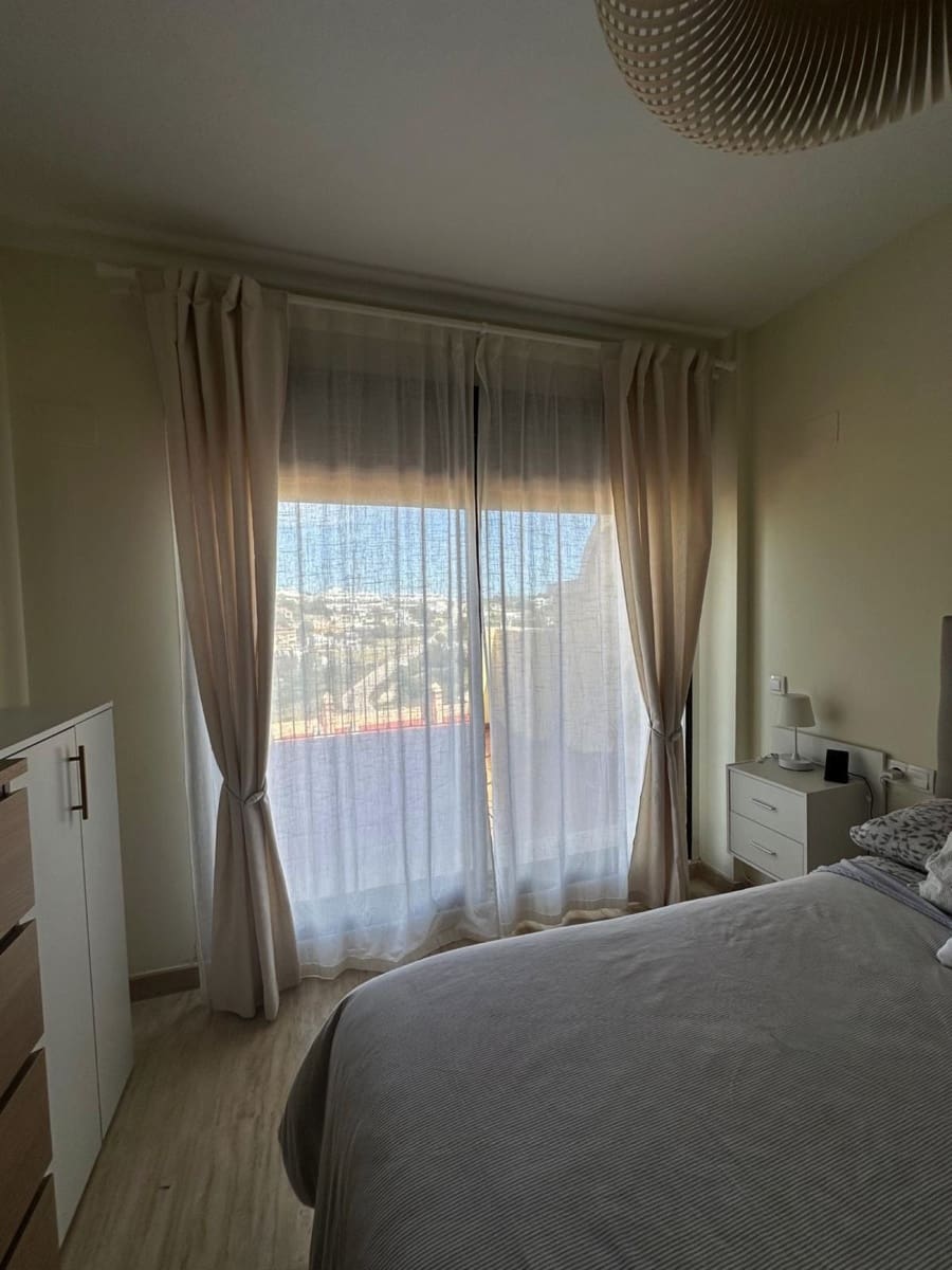 2 sovrum Lägenhet till salu i Estepona med pool garage - 370 000 € (Ref: 9972139)
