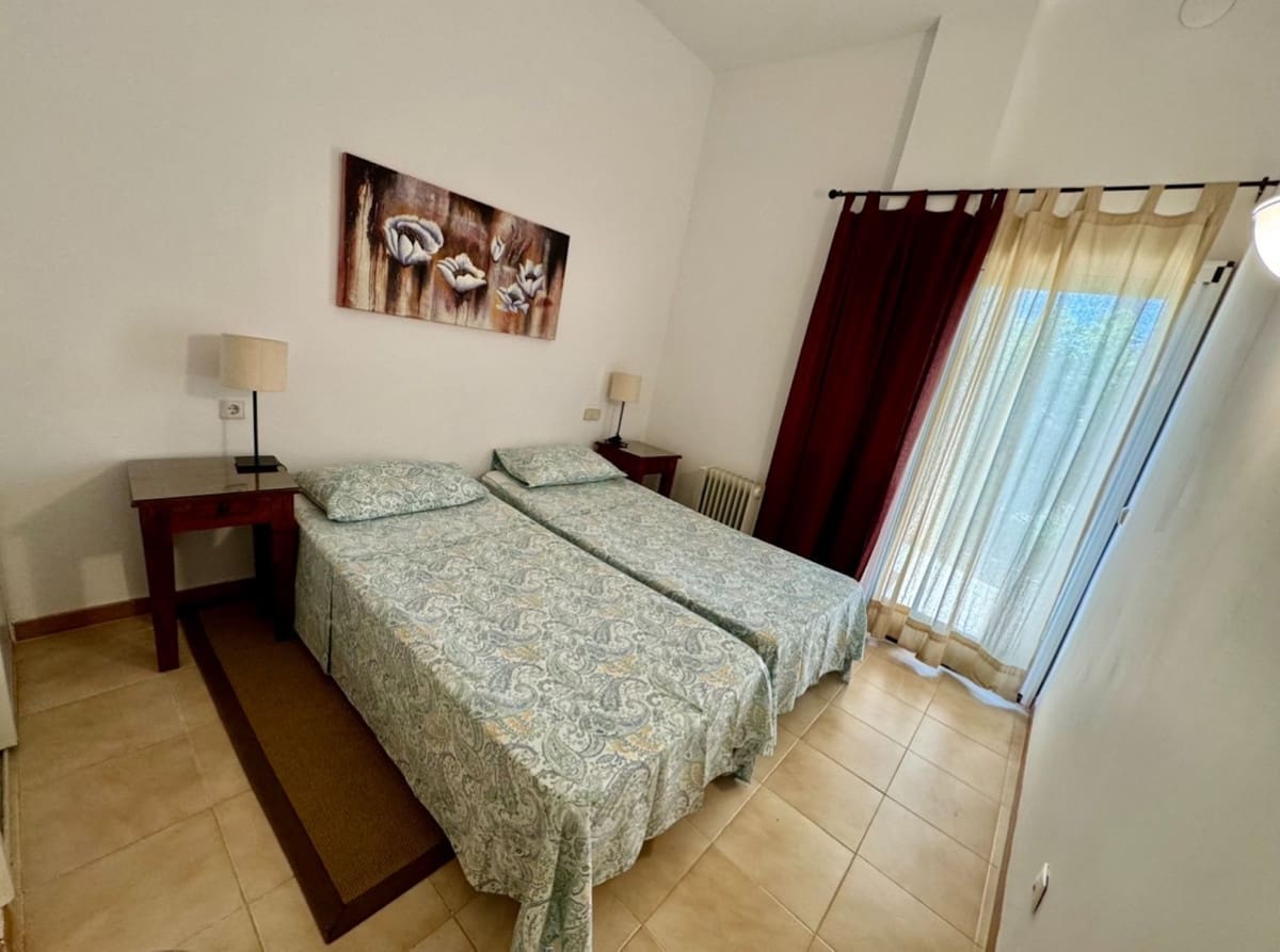 2 bedroom Apartment for sale in Atalaya-Isdabe with pool - € 340,000 (Ref: 9972142)