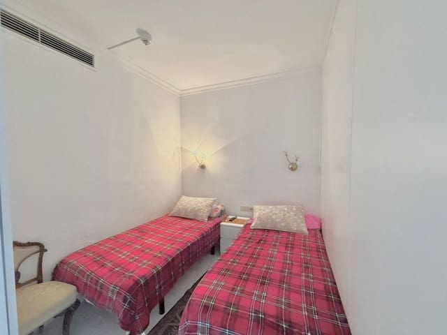 1 soveværelse Lejlighed til salg i Fuengirola med swimmingpool - € 242.000 (Ref: 9972146)