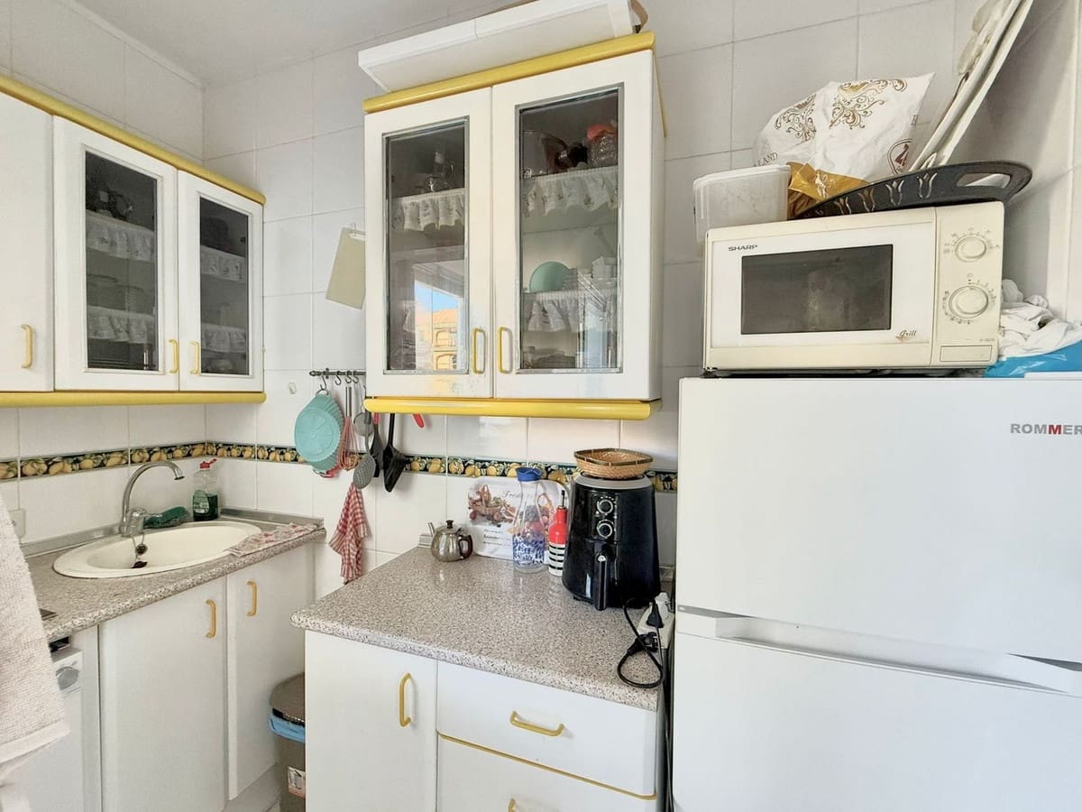 1 slaapkamer Appartement te koop in Fuengirola met zwembad - € 255.000 (Ref: 9972146)