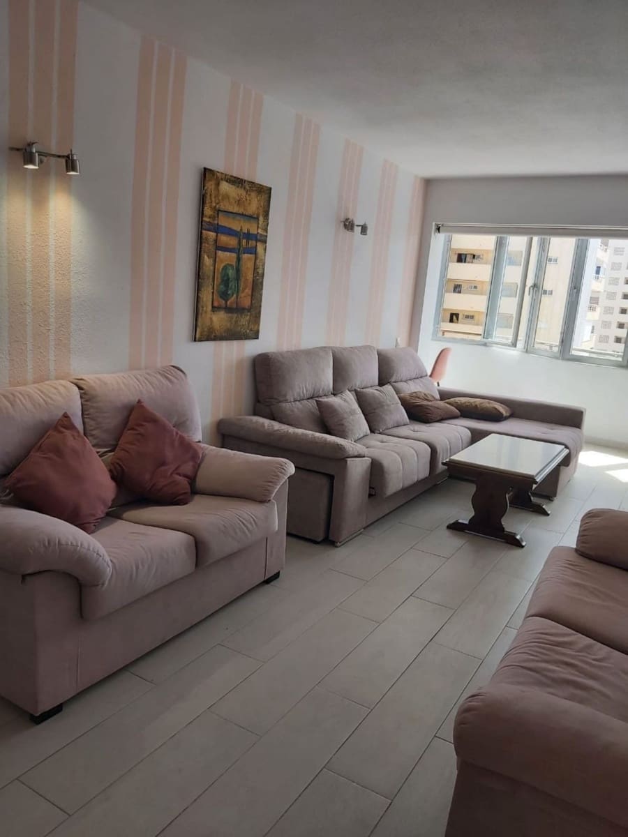 Apartamento de 2 habitaciones en Fuengirola en venta - 369.000 € (Ref: 9972148)