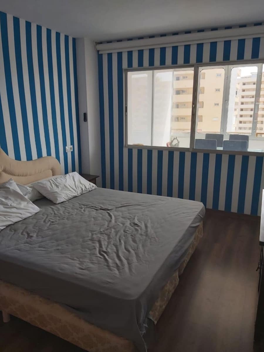 Apartamento de 2 habitaciones en Fuengirola en venta - 369.000 € (Ref: 9972148)