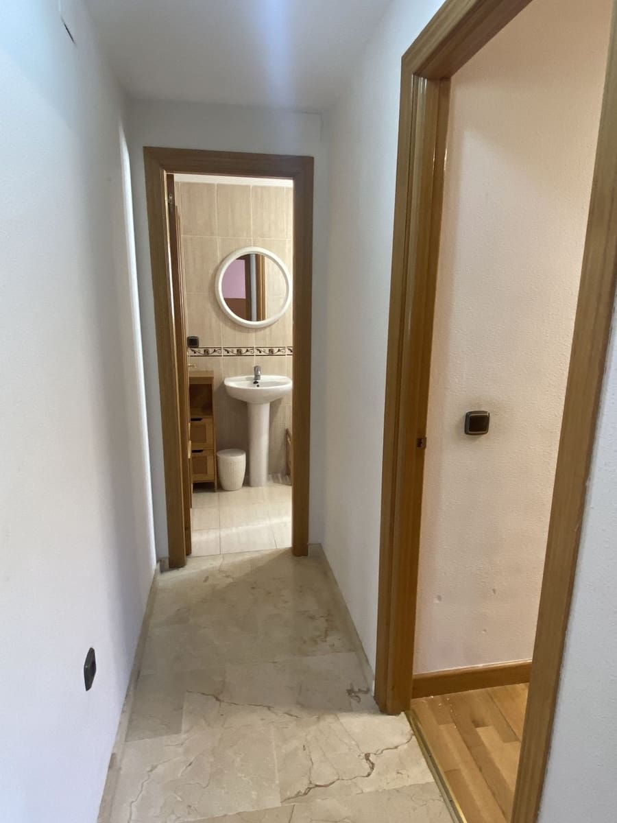 3 sovrum Lägenhet till salu i Benahavis med pool garage - 335 000 € (Ref: 9972149)