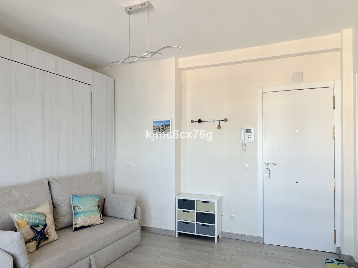 Estudio en Calahonda en venta con piscina - 235.000 € (Ref: 9972150)