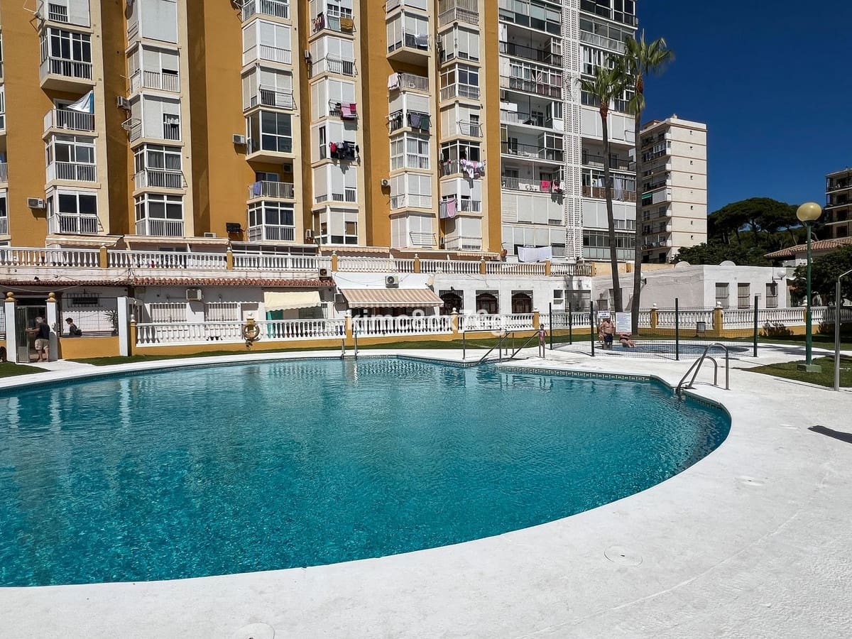 Estudio en Calahonda en venta con piscina - 235.000 € (Ref: 9972150)