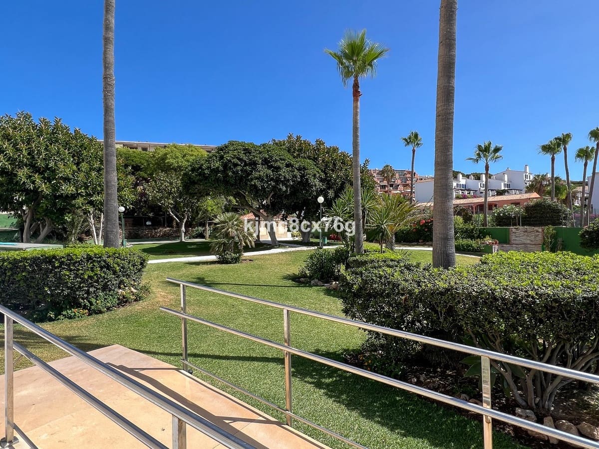 Estudio en Calahonda en venta con piscina - 235.000 € (Ref: 9972150)