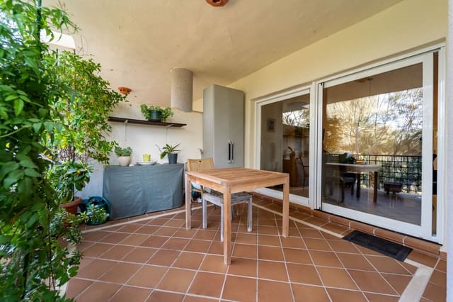 2 chambre Appartement à vendre à Elviria, Marbella avec piscine garage - 367 000 € (Ref: 9972151)