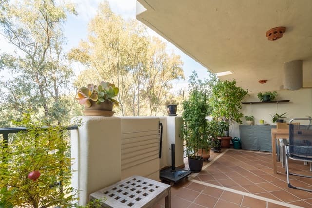 2 chambre Appartement à vendre à Elviria, Marbella avec piscine garage - 367 000 € (Ref: 9972151)