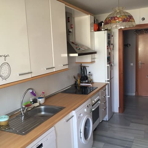 2 sovrum Lägenhet till salu i Benahavís med pool garage - 370 000 € (Ref: 9972152)