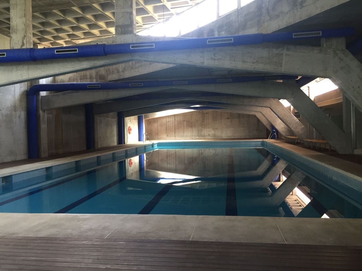 2 sovrum Lägenhet till salu i Benahavis med pool garage - 370 000 € (Ref: 9972152)