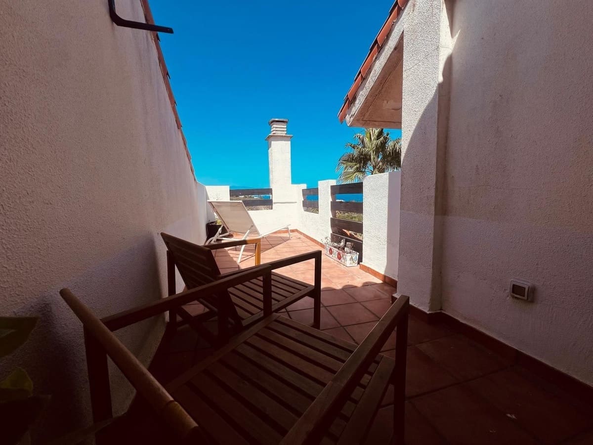 Apartamento de 2 habitaciones en Punta de la Chullera en venta con piscina - 293.000 € (Ref: 9972155)