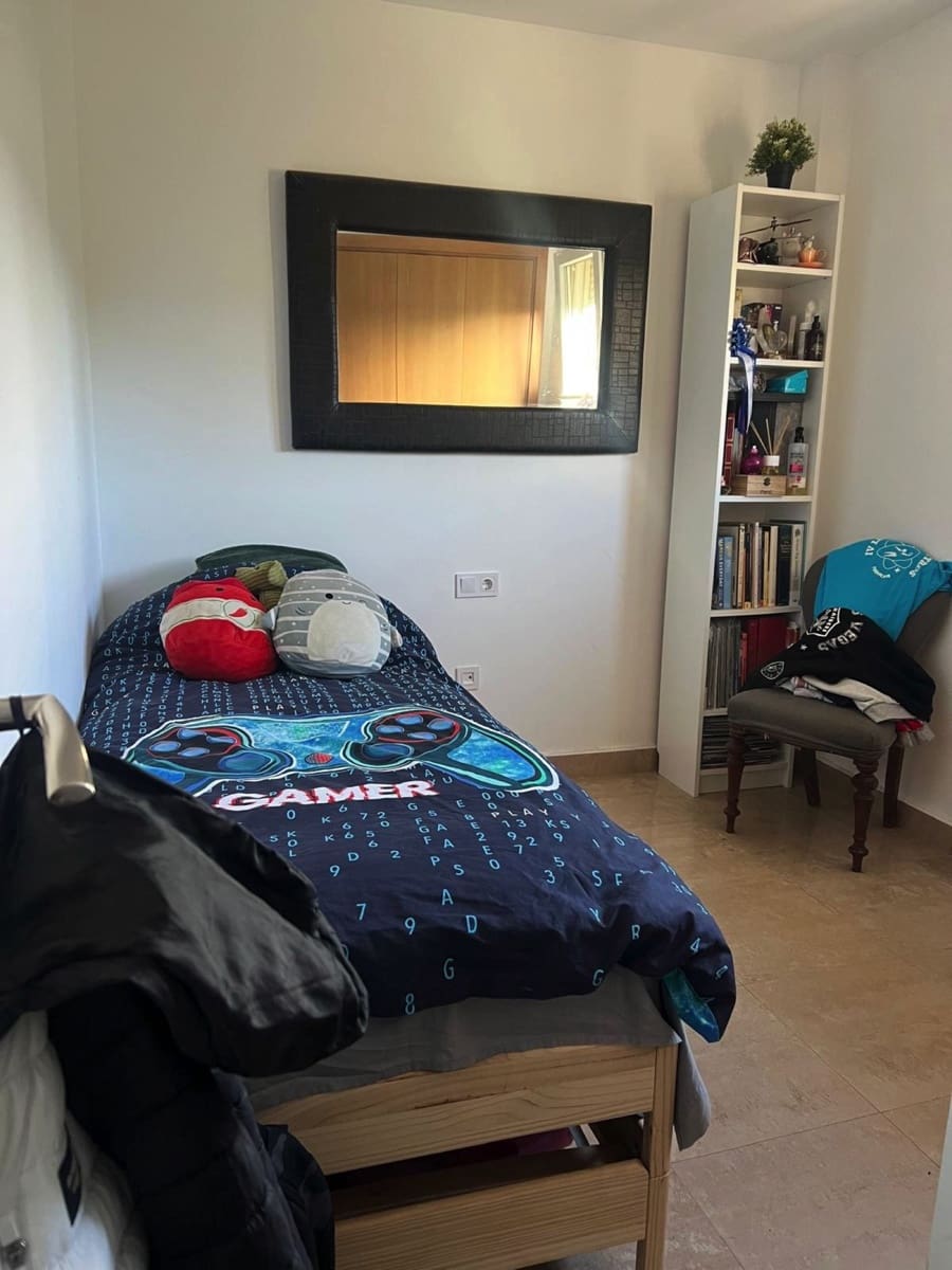 Apartamento de 2 habitaciones en Punta de la Chullera en venta con piscina - 293.000 € (Ref: 9972155)