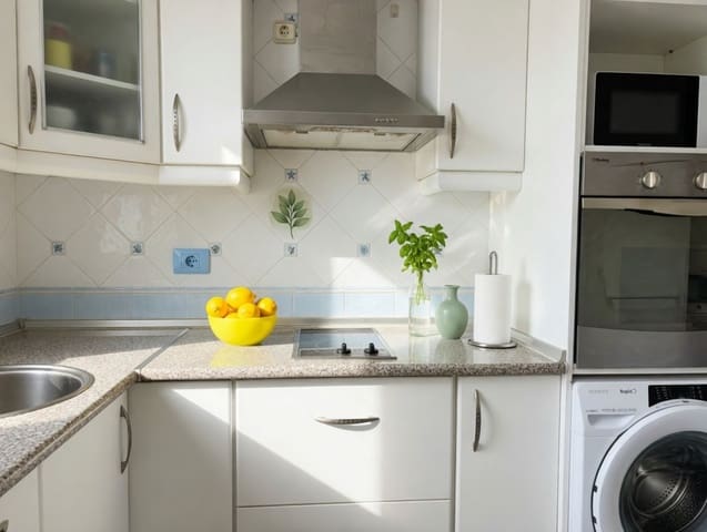 2 soverom Leilighet til salgs i Calahonda, Mijas med svømmebasseng - € 340 000 (Ref: 9972156)
