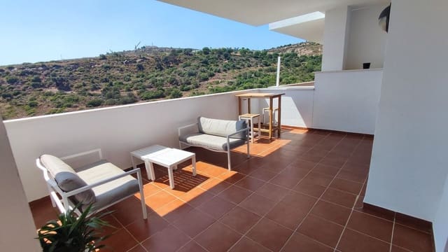 Apartamento de 3 habitaciones en Punta de la Chullera, Manilva en venta con piscina - 410.000 € (Ref: 9972157)