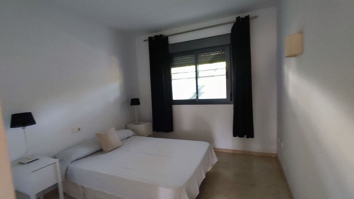 Apartamento de 3 habitaciones en Punta de la Chullera en venta con piscina - 410.000 € (Ref: 9972157)