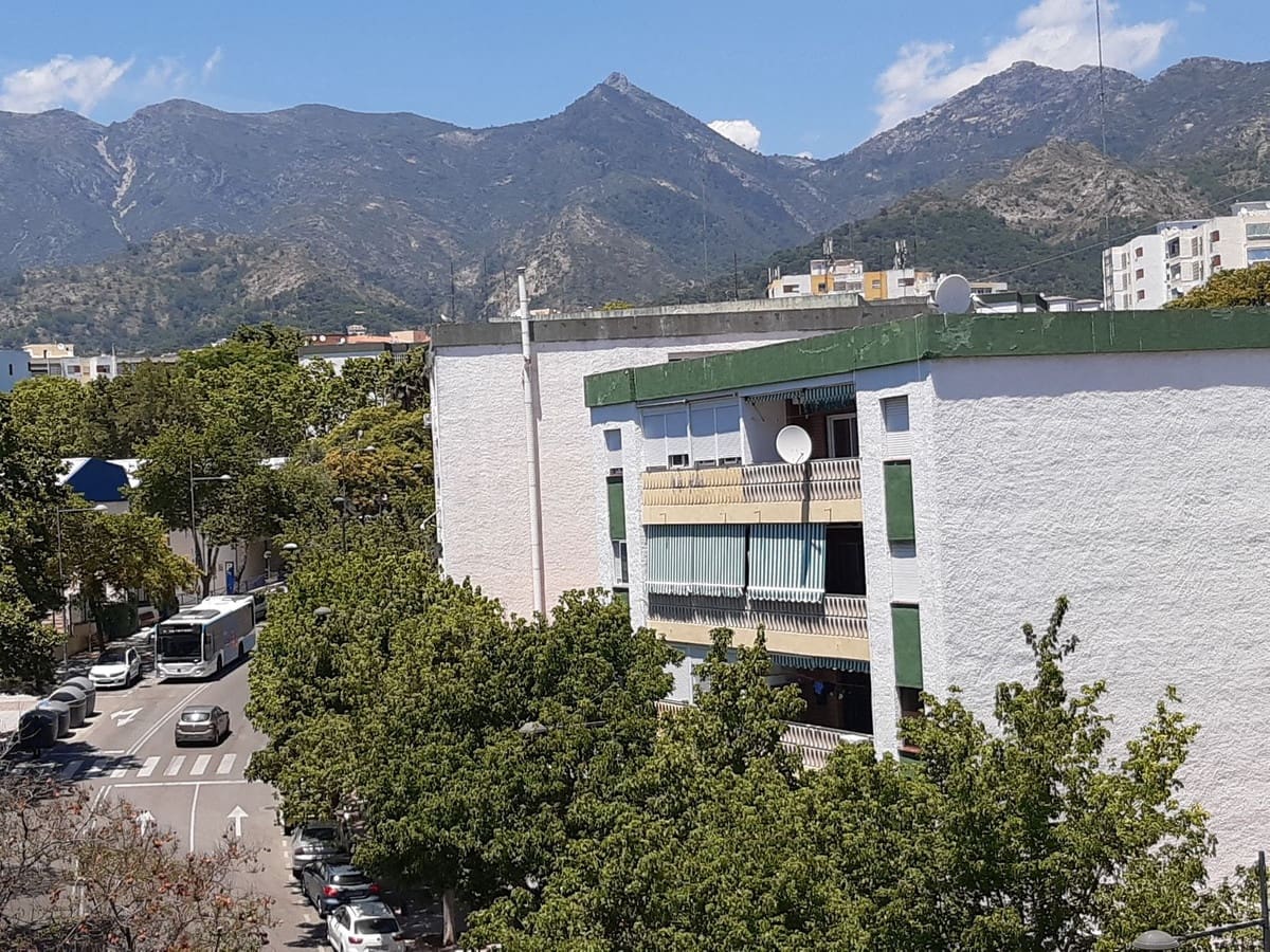 2 Zimmer Apartment zu verkaufen in Marbella mit Garage - 415.000 € (Ref: 9972162)