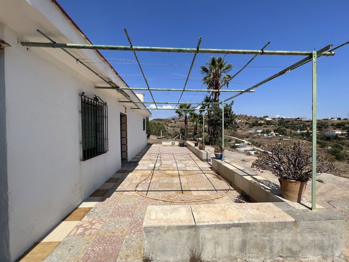 1 bedroom Finca/Country House for sale in La Cala de Mijas - € 370,000 (Ref: 9972164)