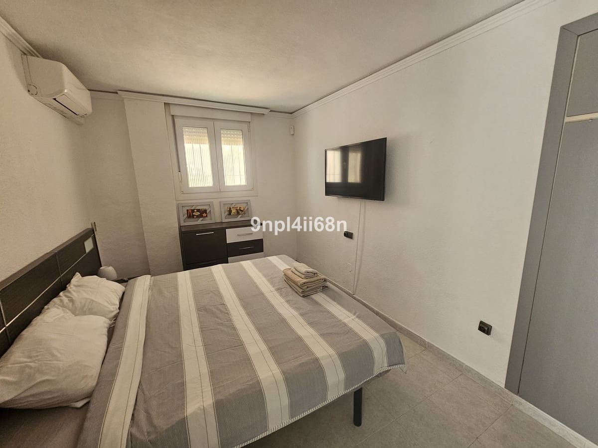 1 makuuhuone Huoneisto myytävänä paikassa Riviera del Sol mukana uima-altaan - 325 000 € (Ref: 9972165)